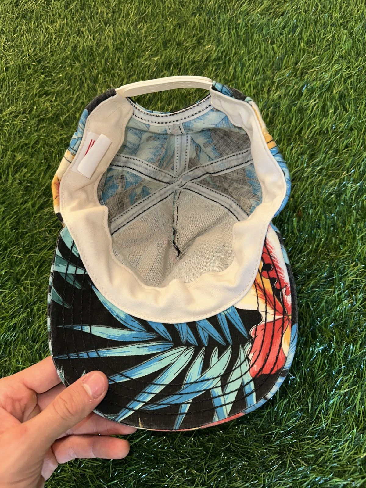 Disney Vintage walt disney world tropical mickey snapback hat Size ONE SIZE - 5 Thumbnail