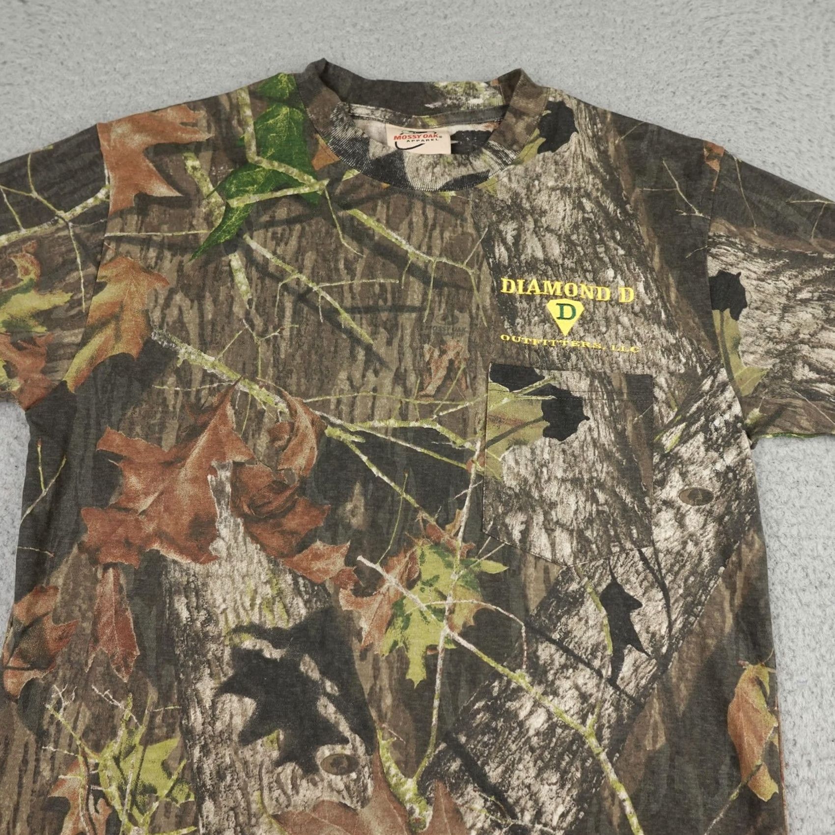 Vintage Mossy Oak Shirt Mens Medium Camouflage Diamond D Outfitters Pocket Tee Hunting Size US M / EU 48-50 / 2 - 4 Thumbnail