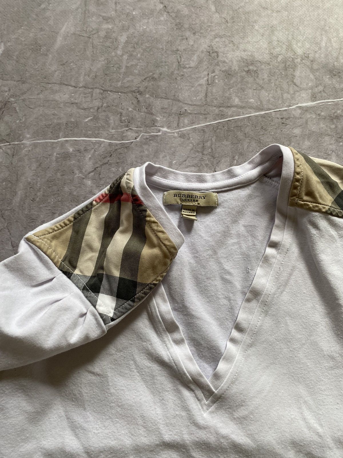 Burberry × Vintage Vintage Y2K Burberry London White T Shirt Made in Bulgaria Size S / US 4 / IT 40 - 7 Thumbnail