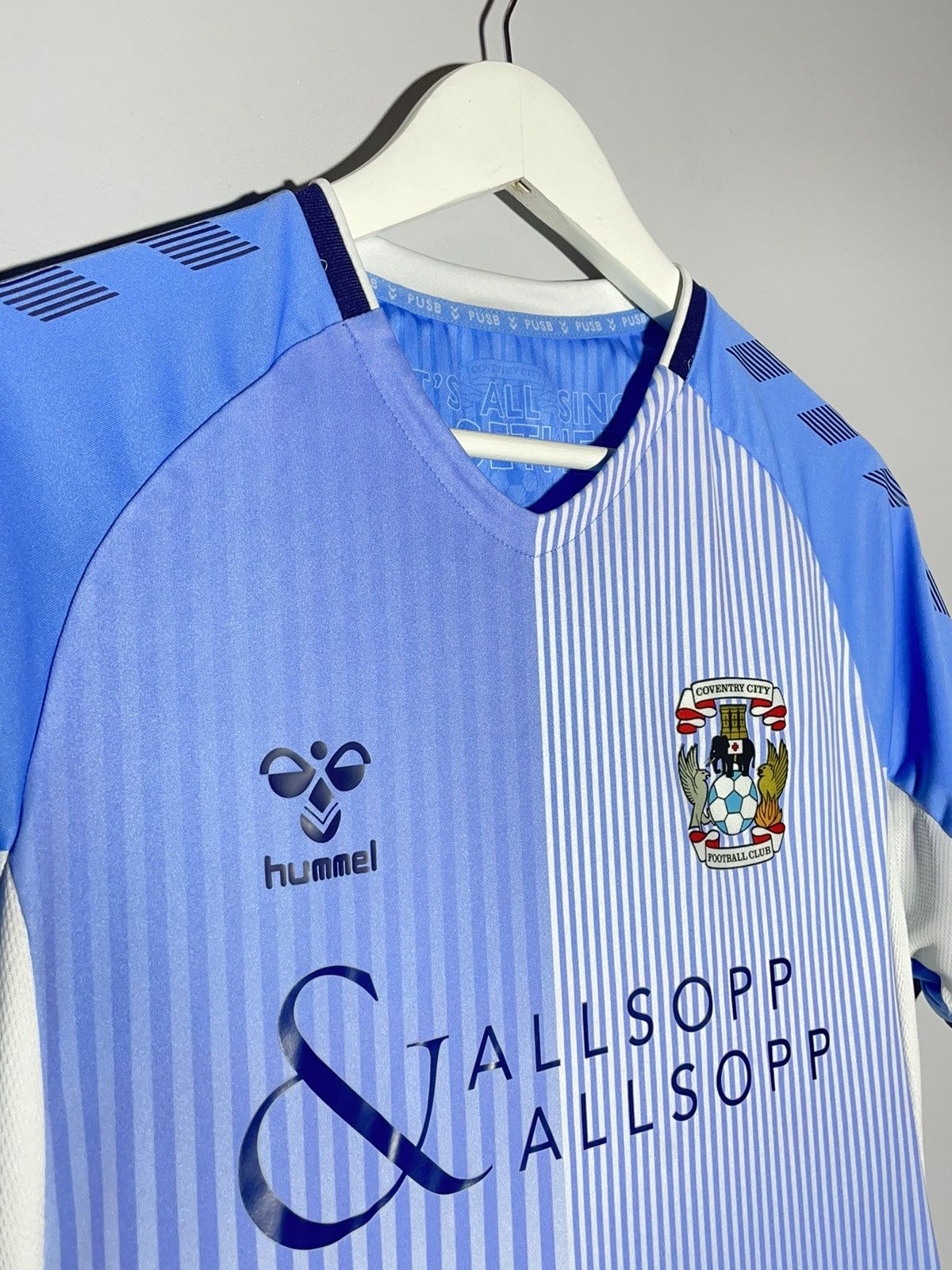 Hummel Coventry City Hummel 2019/20 Y2k Home Football Shirt Size US M / EU 48-50 / 2 - 3 Thumbnail