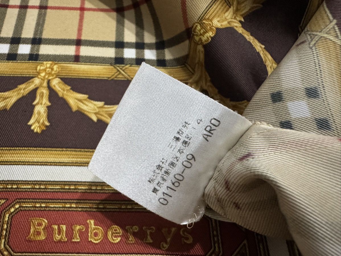 Burberry Vintage Burberrys Nova Check Baroque Style Overprint Size US S / EU 44-46 / 1 - 5 Thumbnail