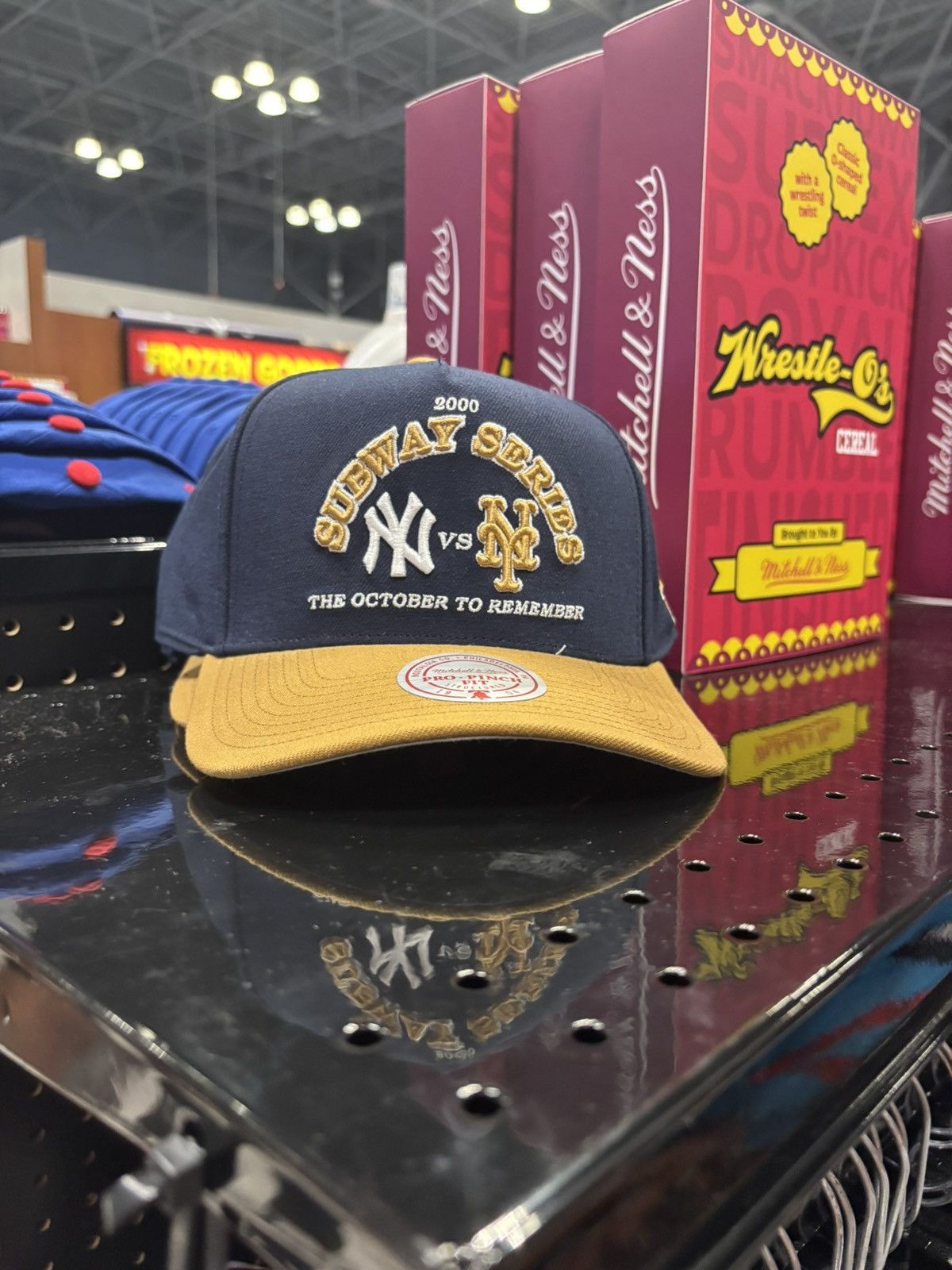 Other MLB OCTOBER TO REMEMBER PRO SNAPBACK YANKEES VS METS Size ONE SIZE - 1 Preview