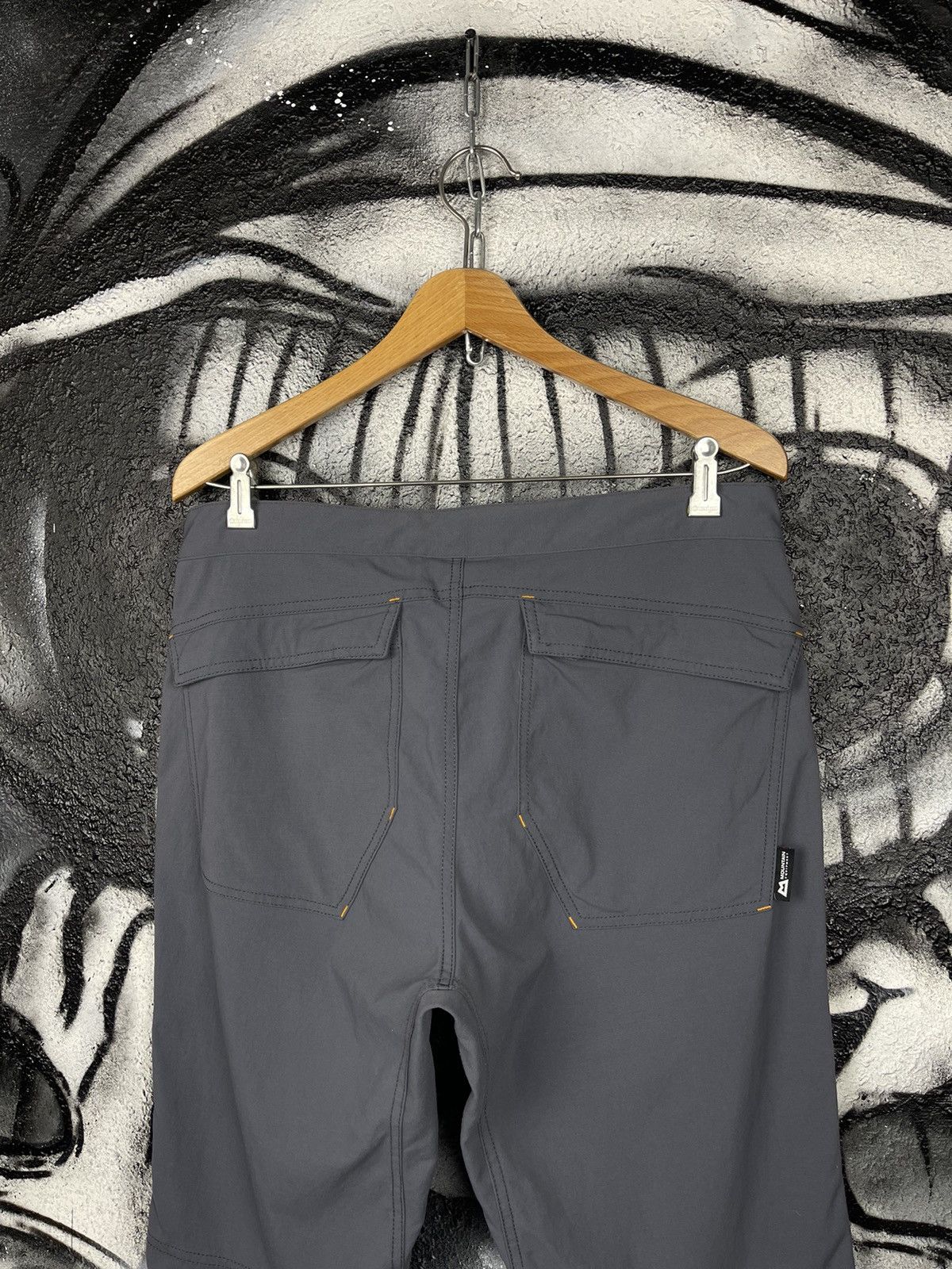 Mountain Equipment Mountain Equipment Outdoor Haking Pants Grey Men’s Size 32 Size US 32 / EU 48 - 11 Thumbnail