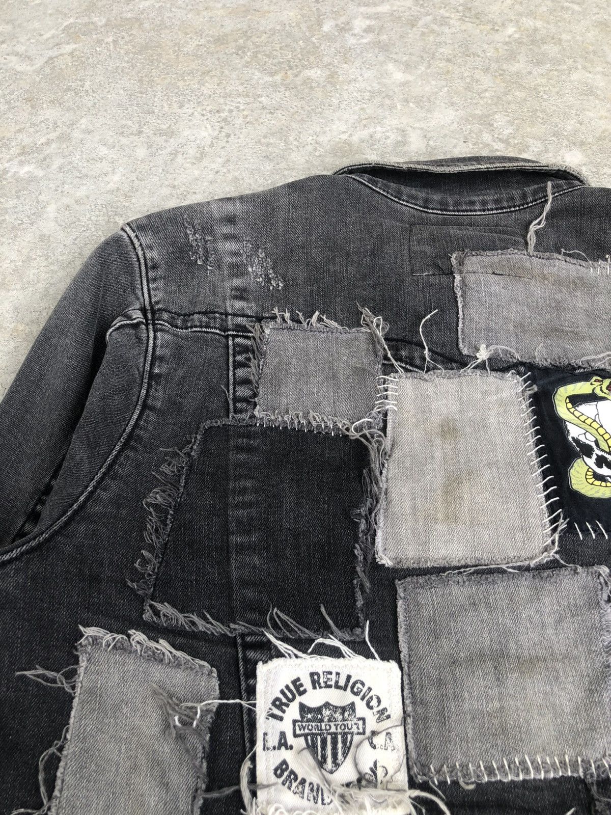True Religion True Religion Denim Jacket Boro Patchwork Distressed Size US M / EU 48-50 / 2 - 17 Thumbnail