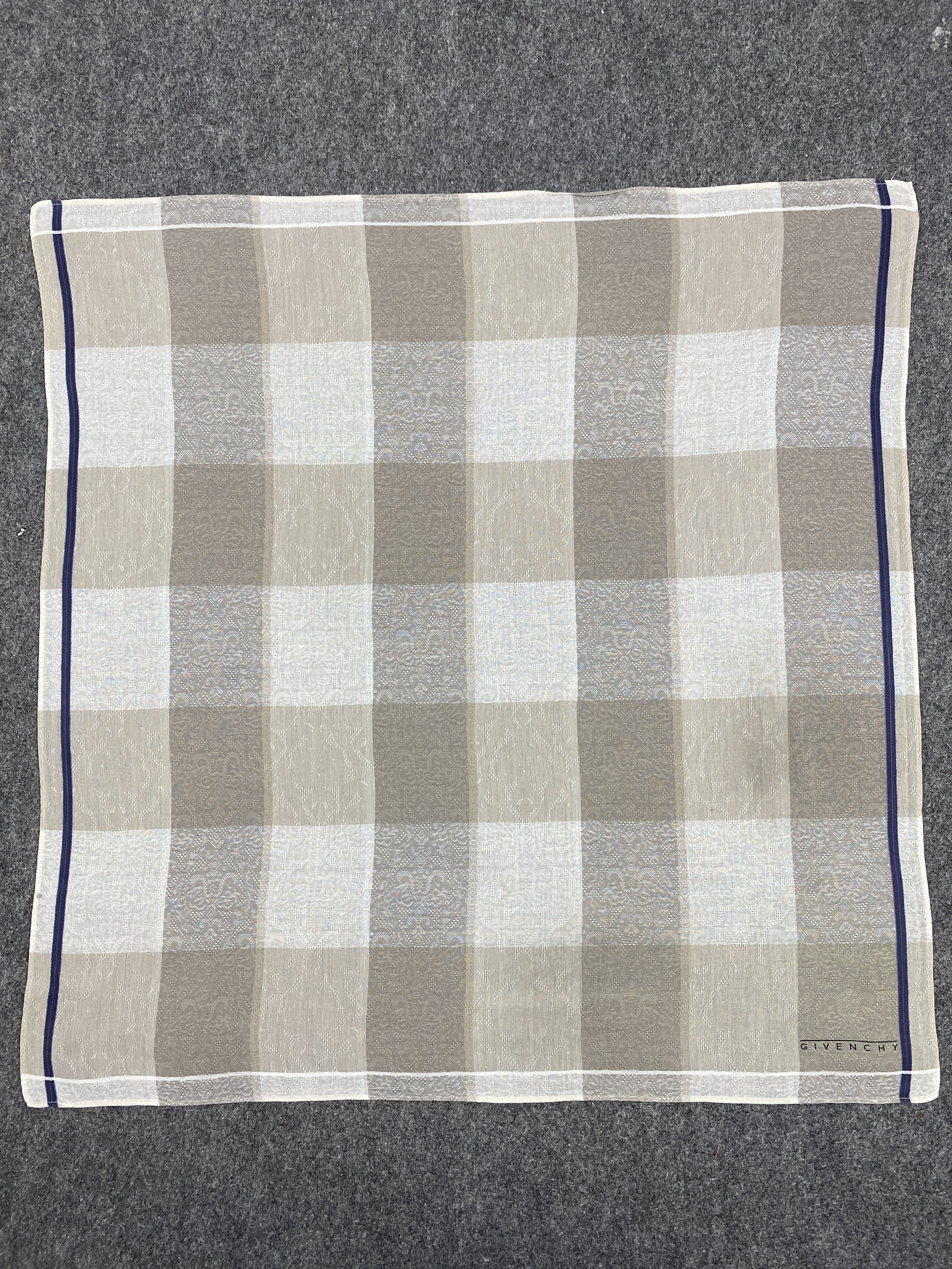 Givenchy Givenchy Handkerchief / Neckerchief / Bandana - HKC0468 Size ONE SIZE - 5 Thumbnail
