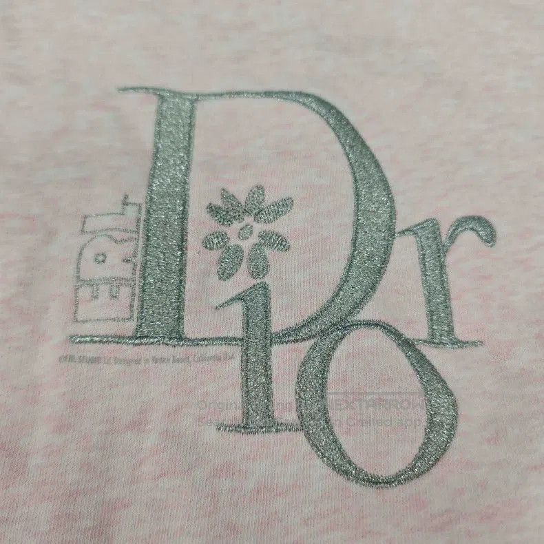 Dior Dior Light pink silver thread embroidered logo plush sweat Size US L / EU 52-54 / 3 - 7 Thumbnail