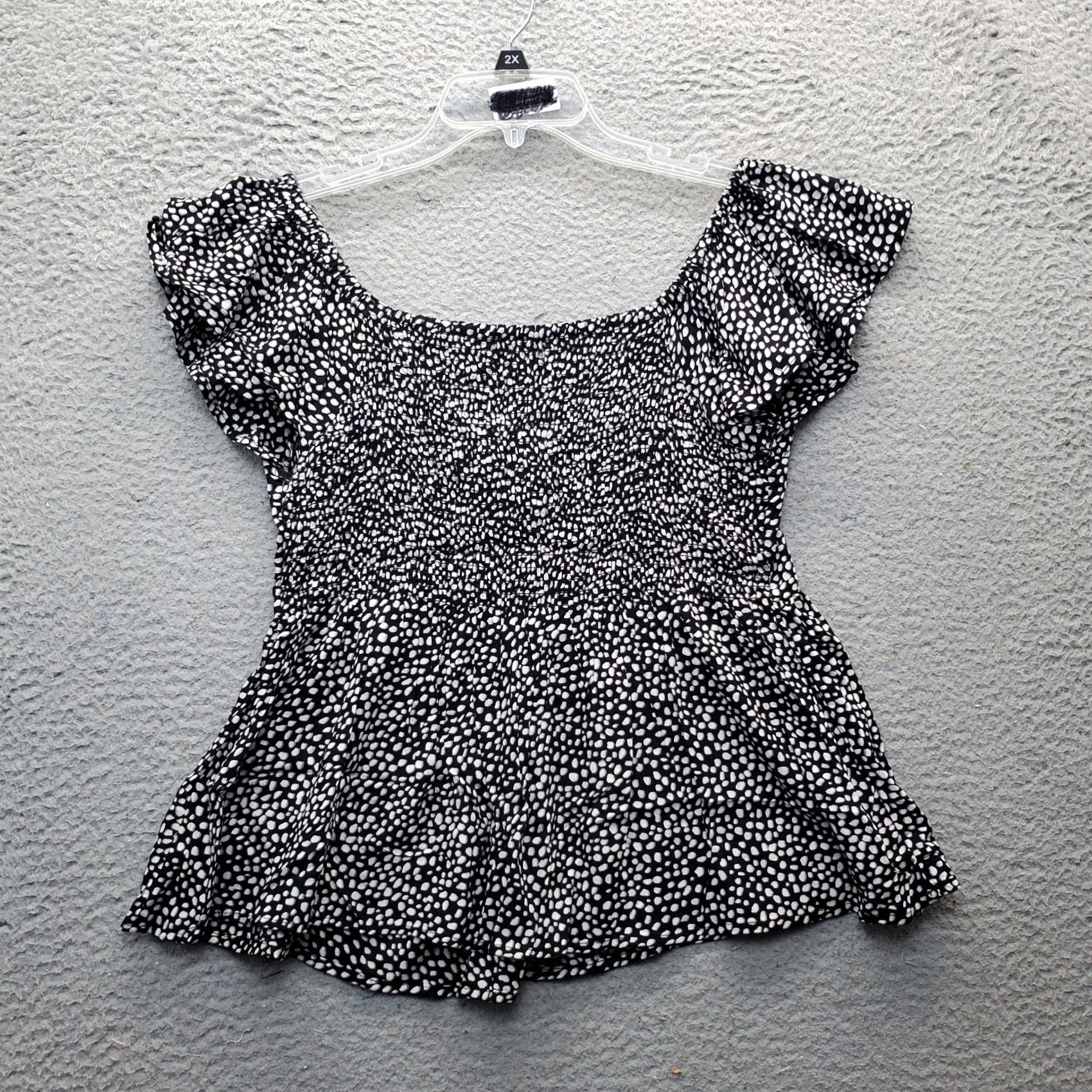 Vintage Japna Blouse Womens M Polka Dot Rayon Pleated Smocked Cap Sleeve Shirt Top Size M / US 6-8 / IT 42-44 - 2 Thumbnail