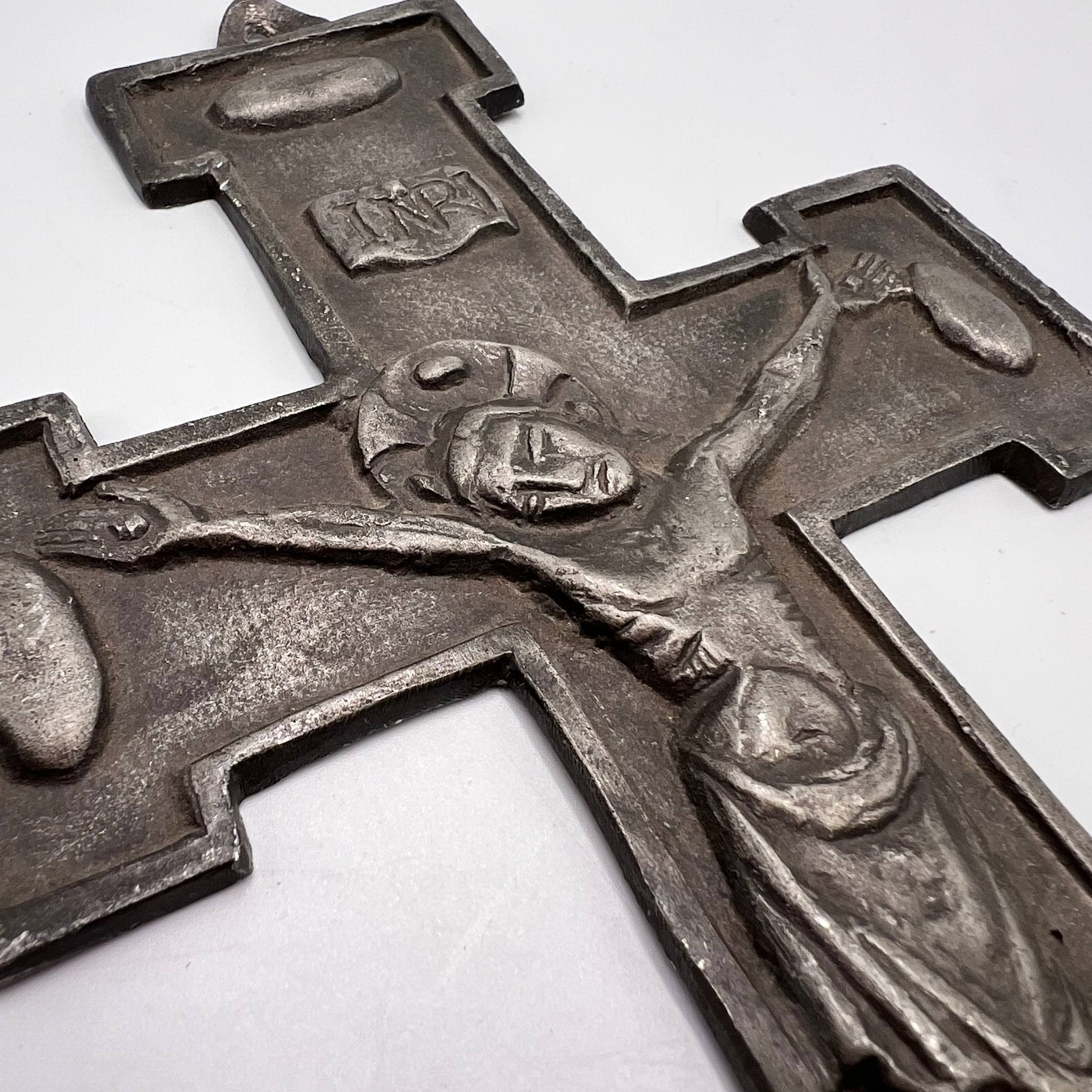 Vintage 1970 Vintage Wall Cross Crucifix Christian Art Pewter Size ONE SIZE - 3 Thumbnail