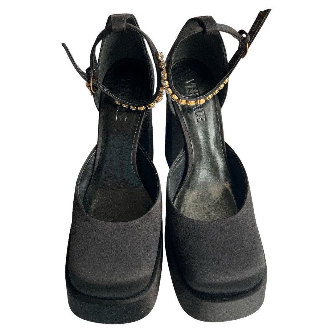 Versace VERSACE Black Satin Embellishments Pump Shoes, IT39.5/US9 Size US 9.5 / IT 39.5 - 4 Thumbnail