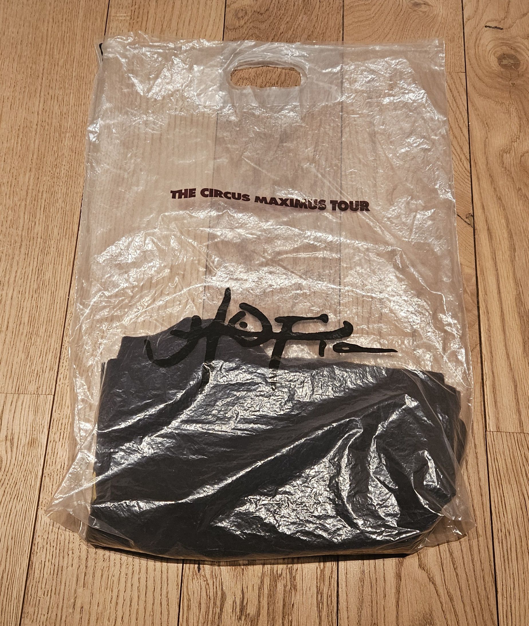 Travis Scott EXCLUSIVE VIP UTOPIA EUROPE TOUR TEE TRAVIS SCOTT Size US XL / EU 56 / 4 - 3 Thumbnail