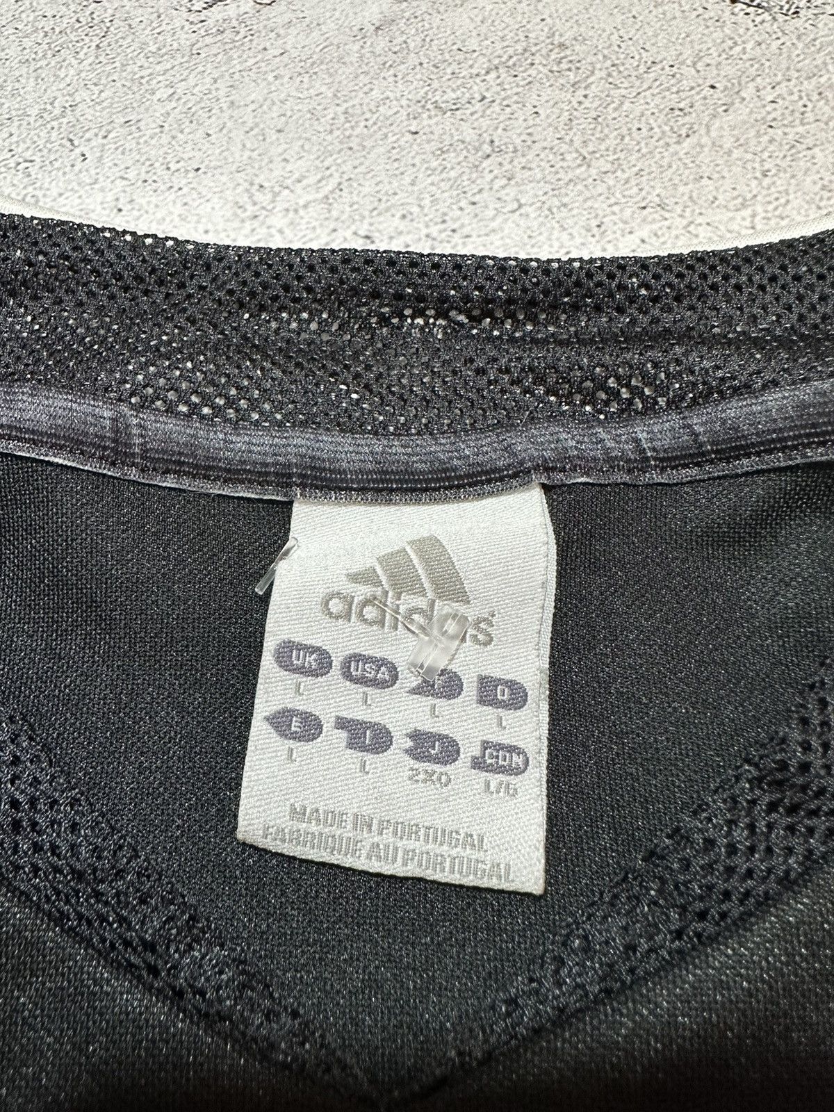Adidas Real Madrid jersey away 2004 Roberto Carlos Size US L / EU 52-54 / 3 - 9 Thumbnail