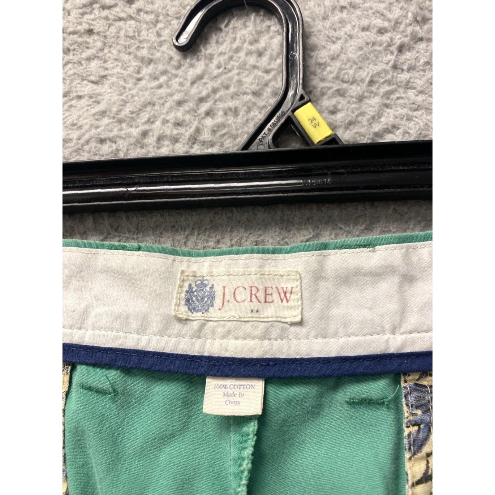 J.Crew Vintage J.Crew Shorts Men Size 33 Green Chino 90s Casual Summer Size US 33 - 3 Thumbnail