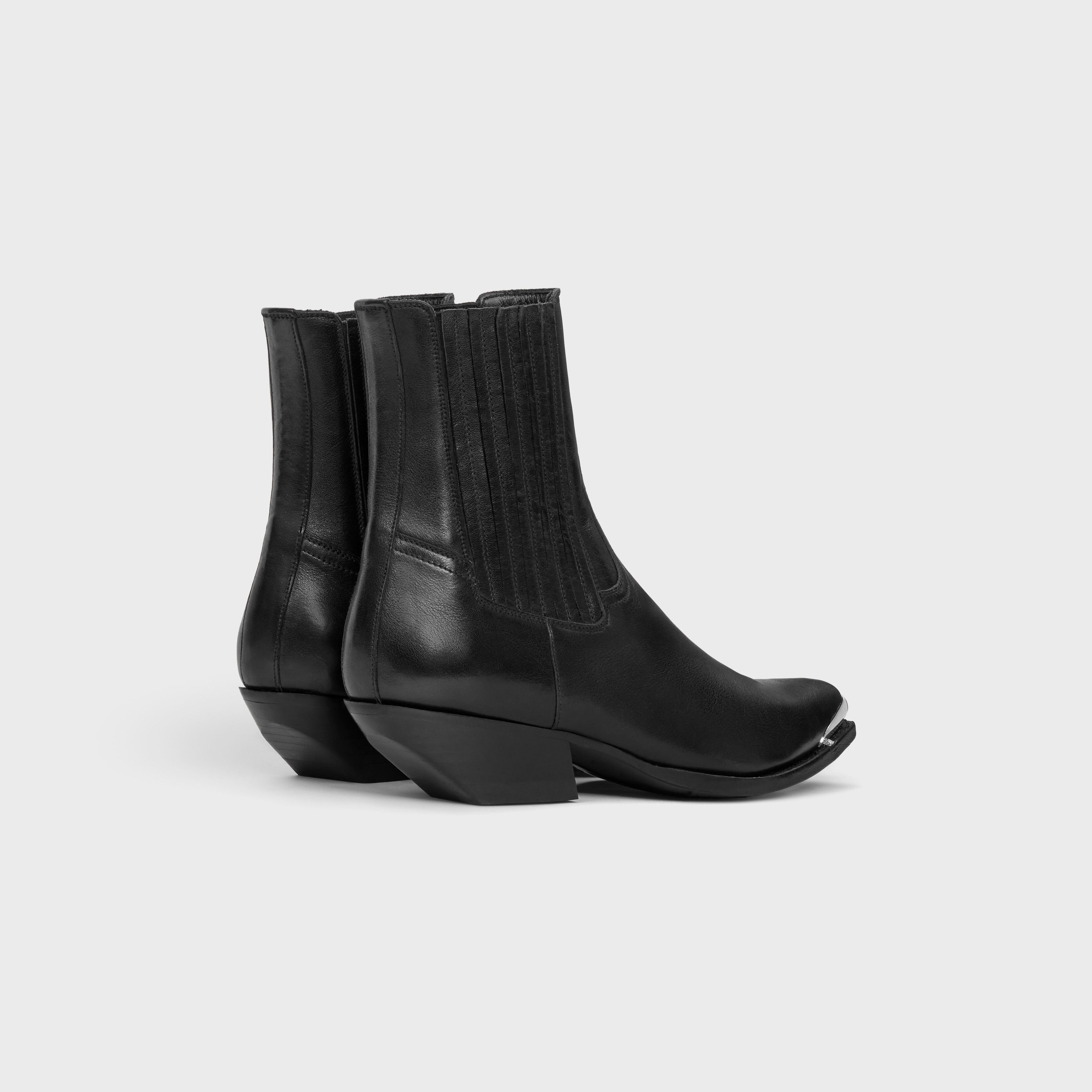 o1bcso1str0925 348303891C Chelsea Boots in Black