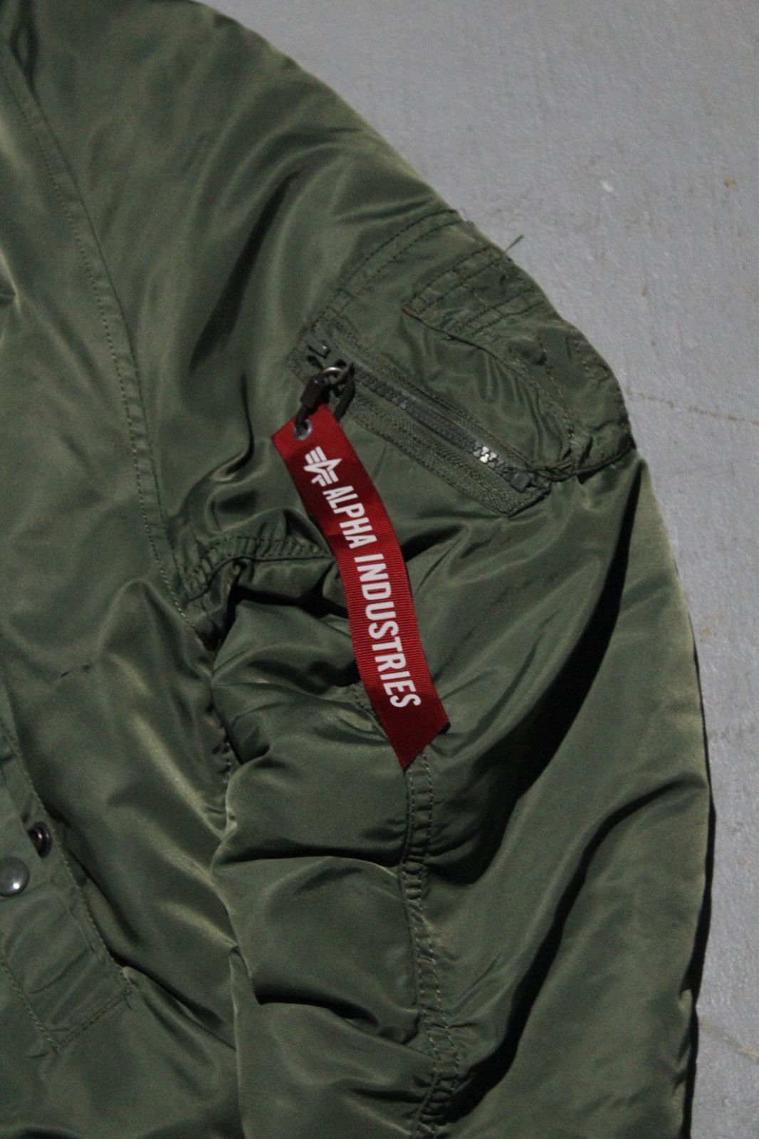 Alpha Industries Alpha Industries N-2B “Flying Man’s” Hooded Jacket Size US XL / EU 56 / 4 - 2 Thumbnail