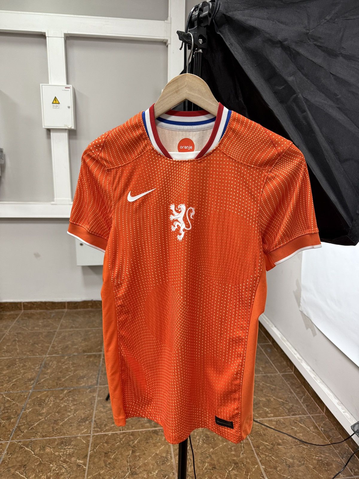 Nike 🇳🇱 2025 Nike KNVB Netherlands Soccer Home Jersey Holland Y2K Size US S / EU 44-46 / 1 - 1 Thumbnail