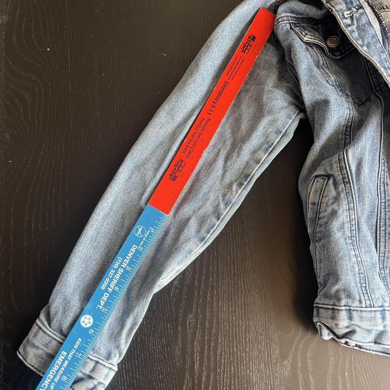 Forever 21 Fashionable and versatile cute button up blue denim jacket Size S / US 4 / IT 40 - 8 Thumbnail