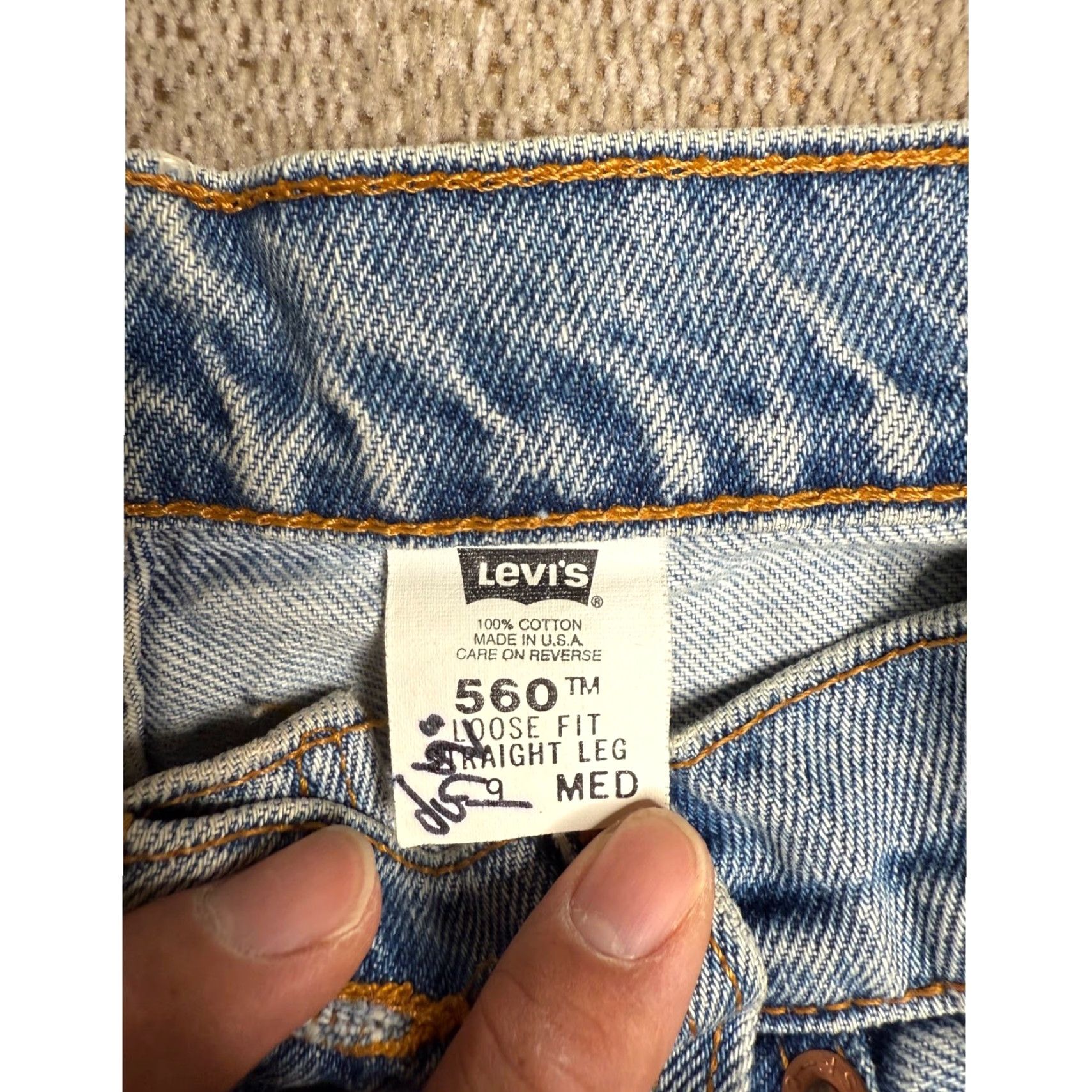 Levi's VINTAGE Levi's 560 Jeans Men 560 Loose Fit Light Wash Denim Straight Leg 31x31 Blue Mens Regular 30x31 Size US 31 - 2 Thumbnail