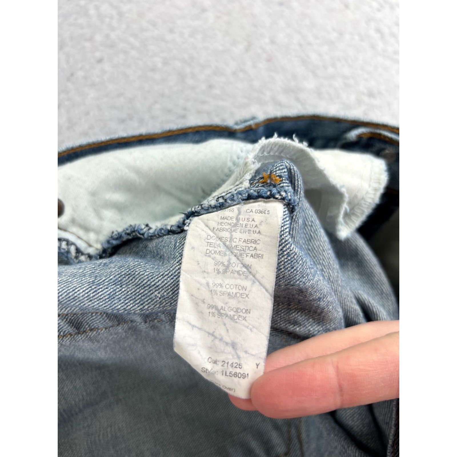 Vintage Karen Kane Jeans Womens 12 Blue Floral Denim Flared Mid Rise 30x31 Distressed Regular Fit Size 34" / US 12 / IT 48 - 7 Thumbnail
