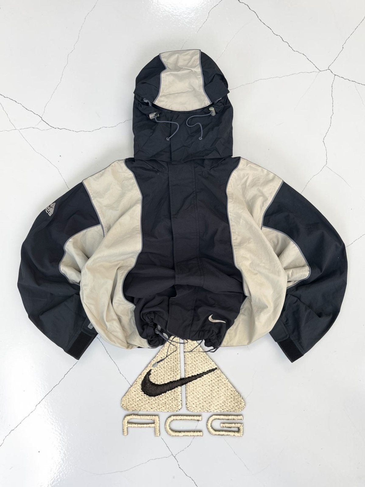 Nike ACG 2009 Nike ACG Layering System 3 Storm Fit Jacket Size US L / EU 52-54 / 3 - 1 Thumbnail