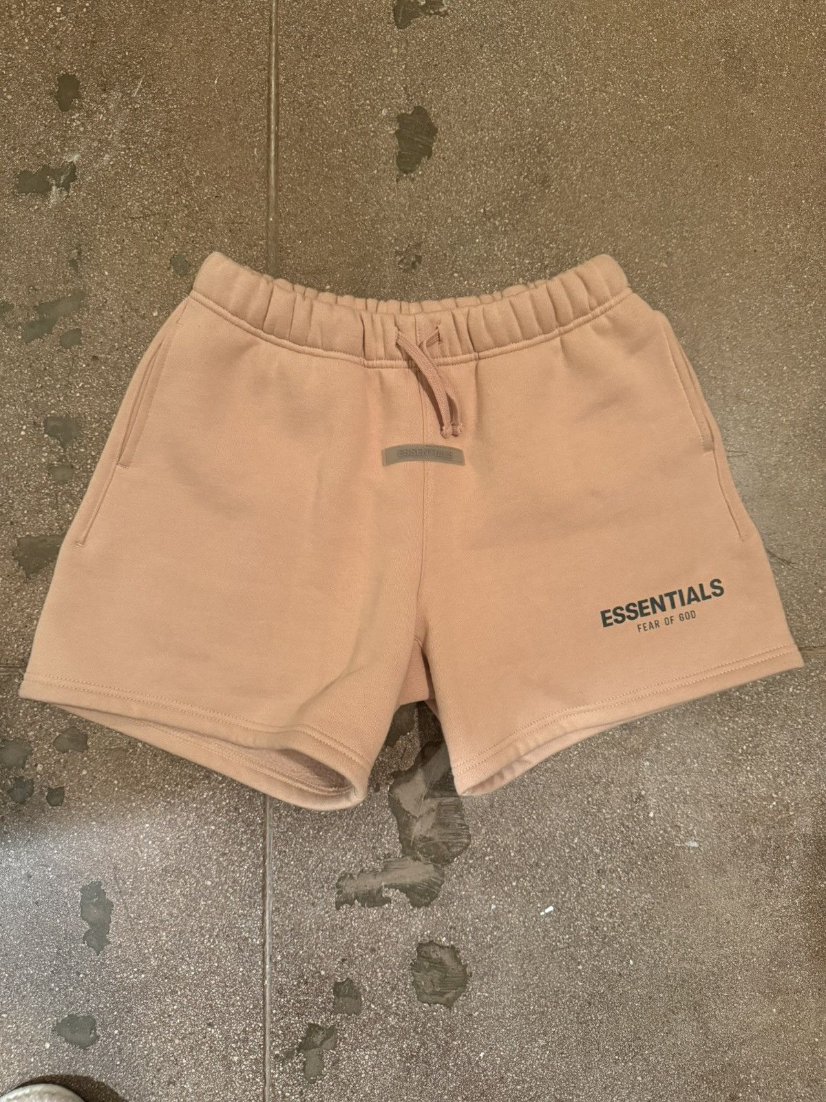 Fear of God Essentials Fear of God Shorts Size 32" / US 10 / IT 46 - 1 Thumbnail