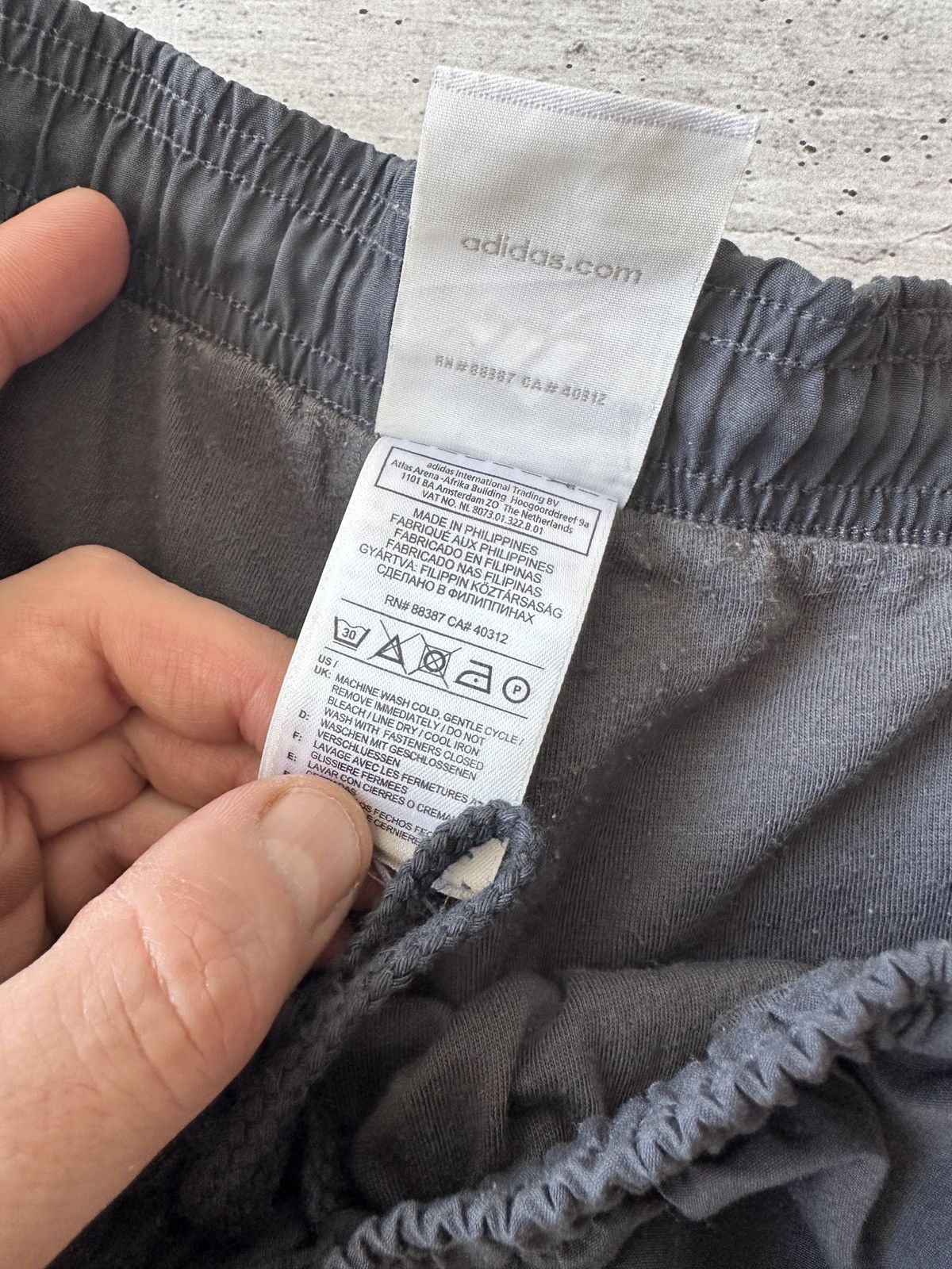 Adidas Adidas track pants Size US 36 / EU 52 - 12 Thumbnail