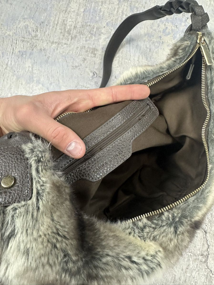 Designer Laura Ashley Faux Fur bag shoulder Size ONE SIZE - 4 Thumbnail