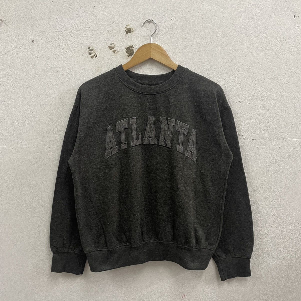 Vintage 🔥Vintage New York Popular Atlanta Big Spellout Sweatshirts Size US M / EU 48-50 / 2 - 1 Thumbnail