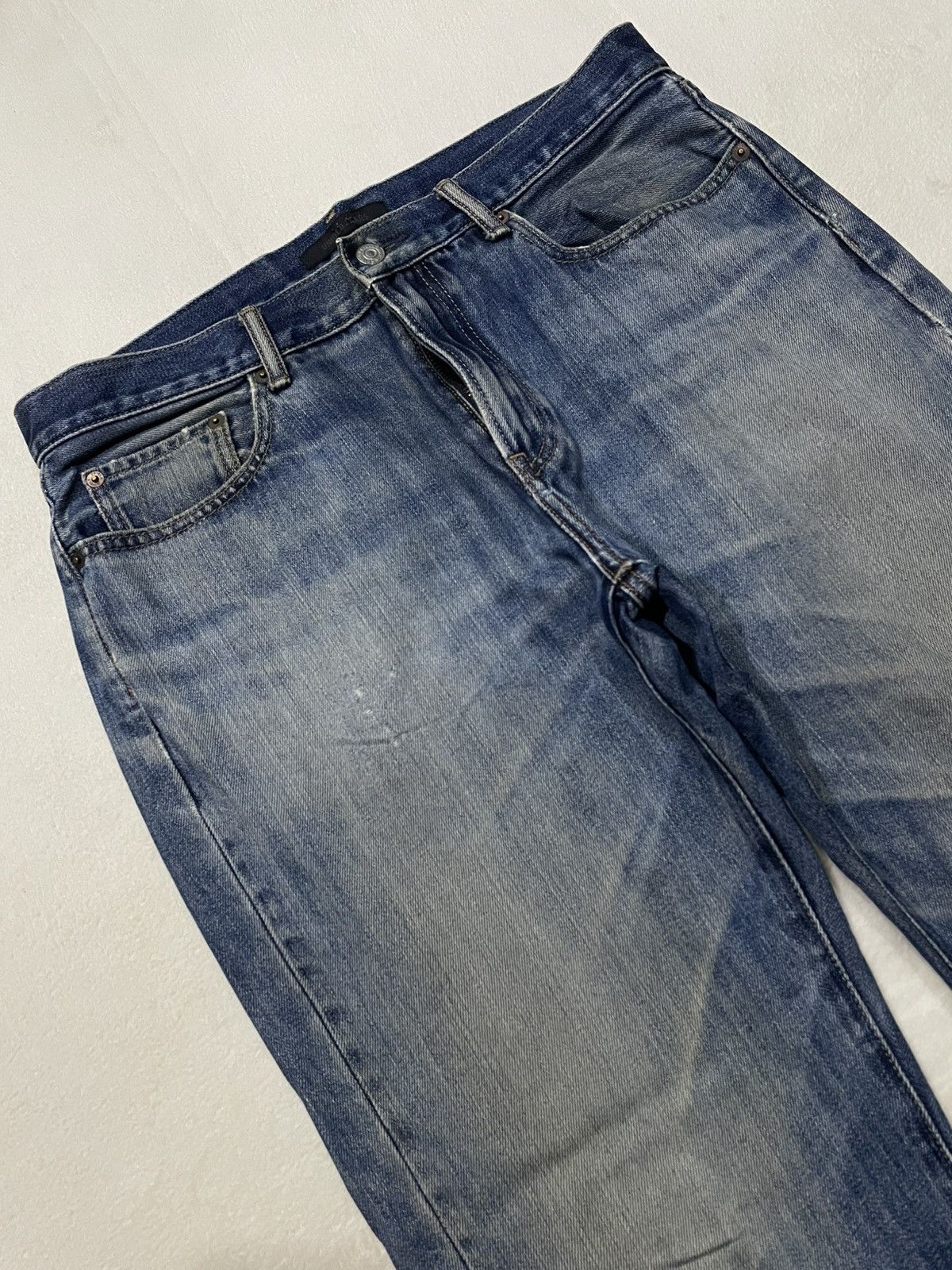 Uniqlo Vintage Uniqlo Diatress Faded Dark Blue Jeans Size US 35 - 6 Thumbnail