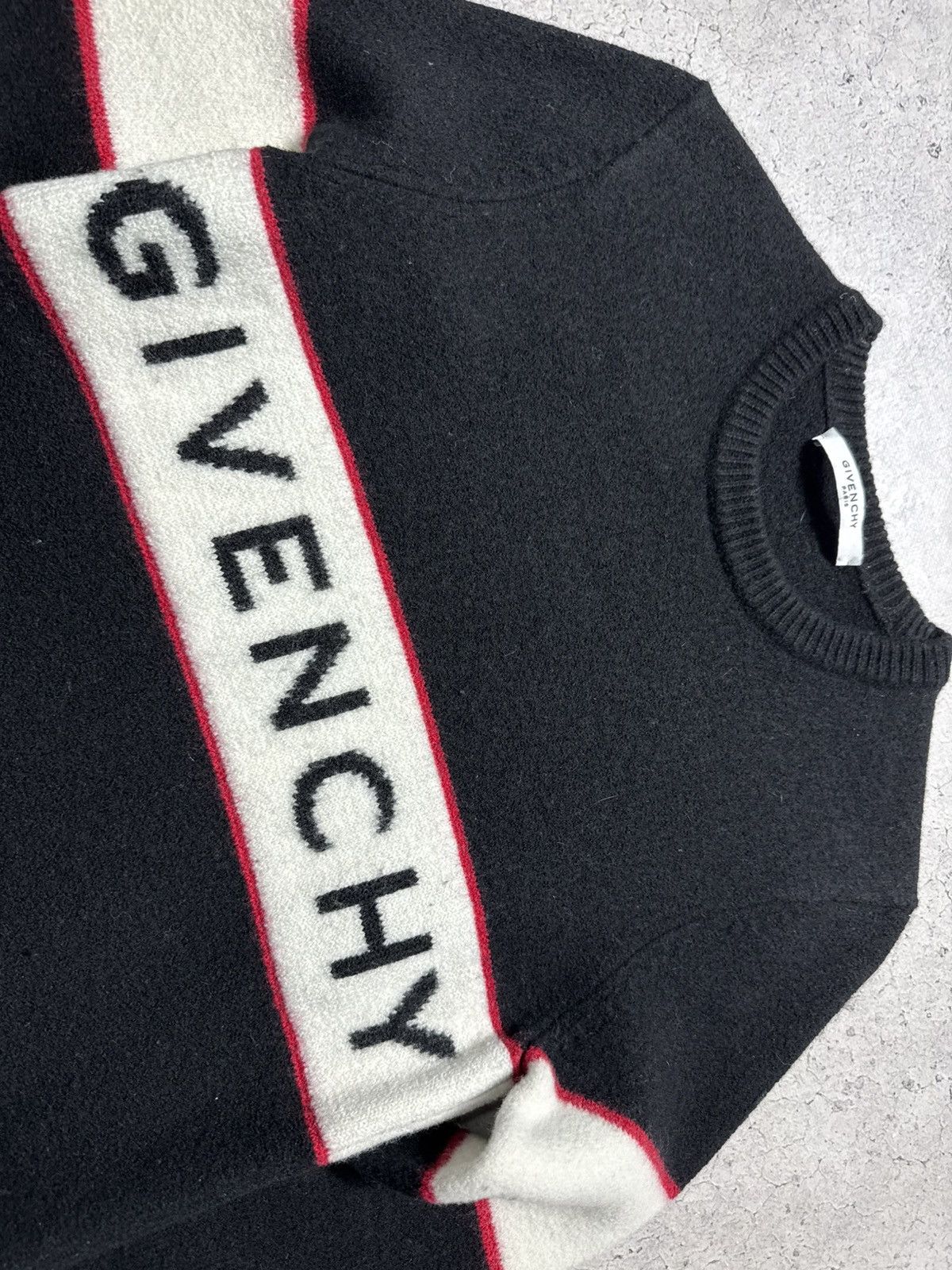 Givenchy Givenchy Paris Wool Sweater Black Big Logo Size US XS / EU 42 / 0 - 4 Thumbnail