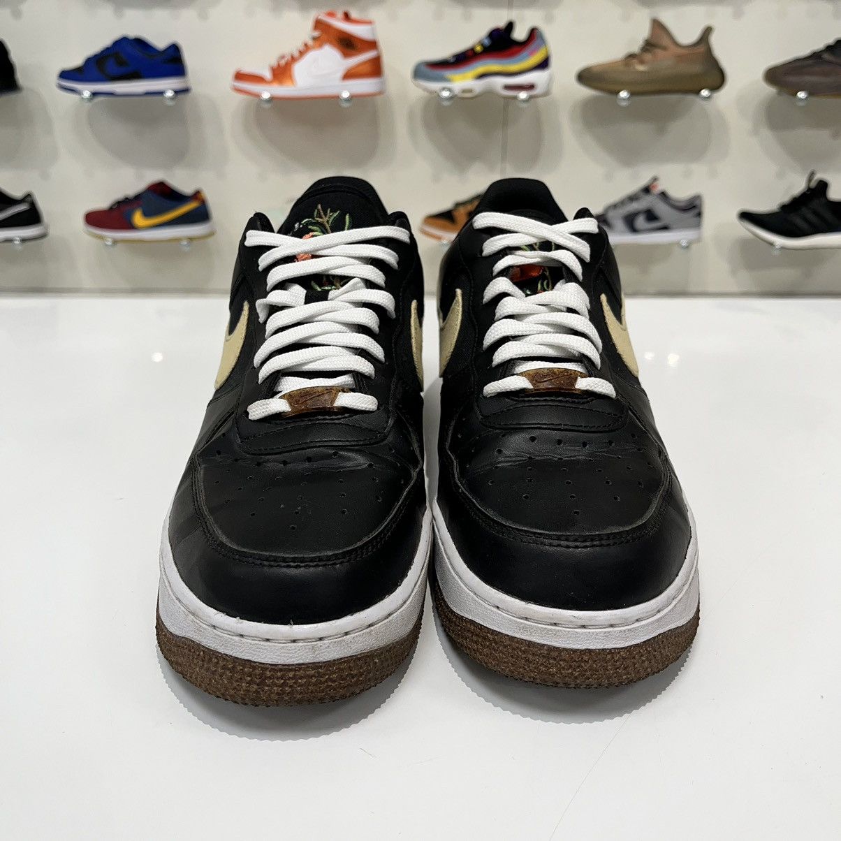 Nike Nike Air Force 1 Low Pomegranate Size US 11 / EU 44 - 7 Thumbnail