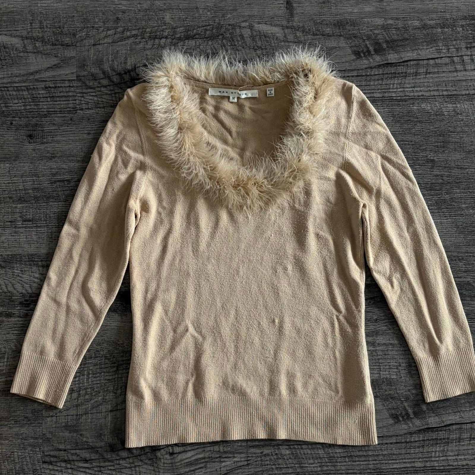 Other Max studio cream fur trim sweater top Size M / US 6-8 / IT 42-44 - 2 Thumbnail