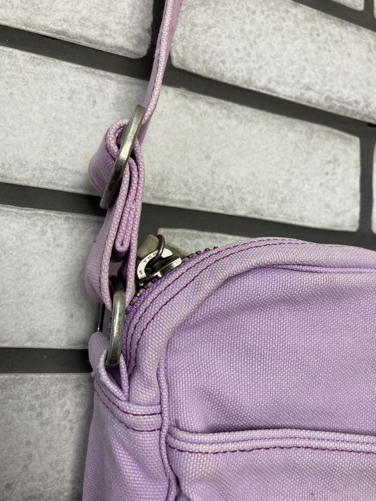 Nike × Vintage 00s Nike Vintage Pink Crossbody Bag Unisex Size ONE SIZE - 4 Thumbnail