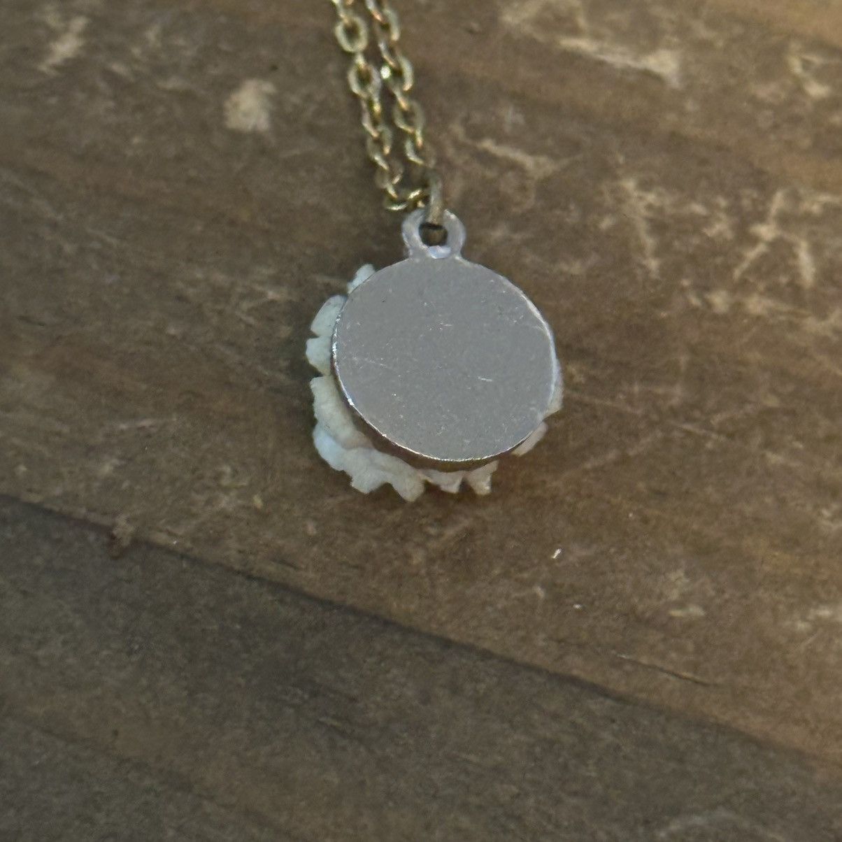Vintage Vintage gold tone porcelain rose pendant necklace Size ONE SIZE - 5 Thumbnail