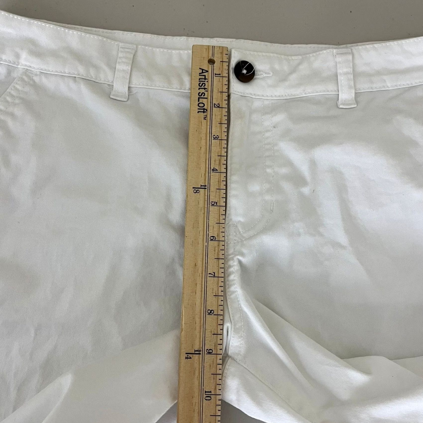 Vintage ana A New Approach Bermuda Shorts White Stretch Cotton Casual Womens Size 8 Quiet Vintage? (Note: No, not vintage) Size 30" / US 8 / IT 44 - 7 Thumbnail