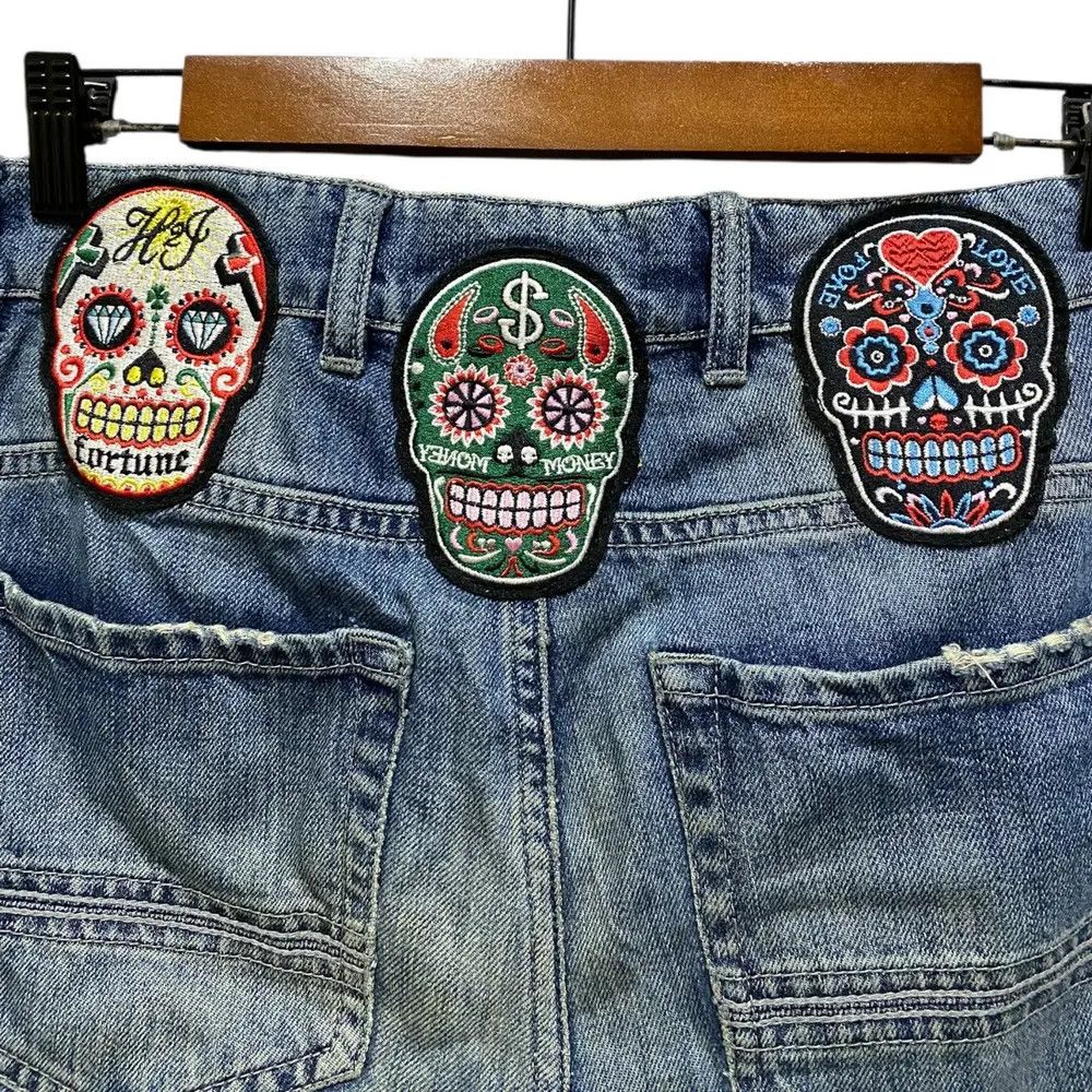 HYDROGEN Hydrogen Luxury Sportwear Jeans Distressed Bones Design Size US 31 - 3 Thumbnail
