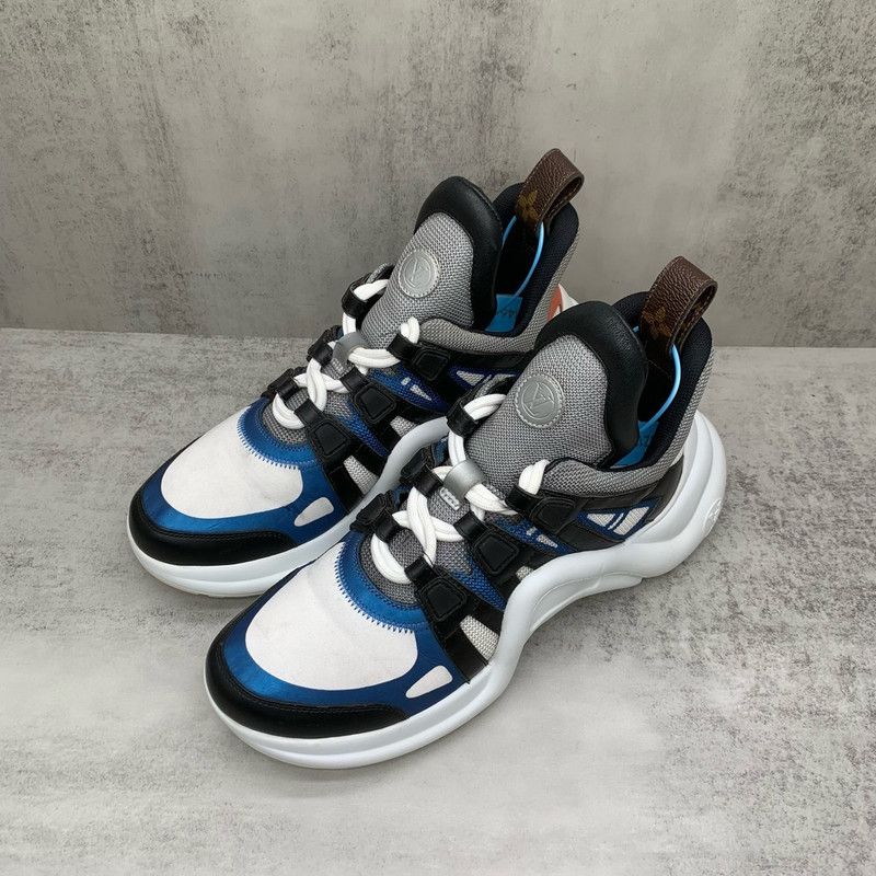 Louis Vuitton Louis Vuitton Leather Athletic Sneakers in White Black Blue 0079 Size US 7.5 / EU 40-41 - 1 Thumbnail