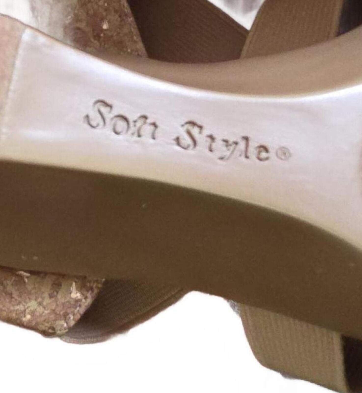 Other Soft Style Hush Puppies Womens 7.5 Beige Wedge Sandals Comfy Size US 7.5 / IT 37.5 - 10 Thumbnail