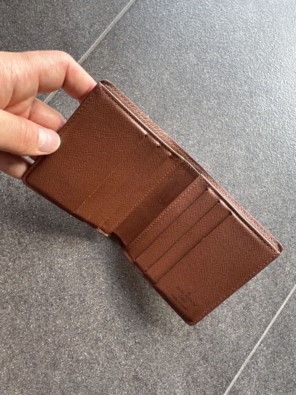 Louis Vuitton Louis Vuitton wallet Size ONE SIZE - 2 Thumbnail