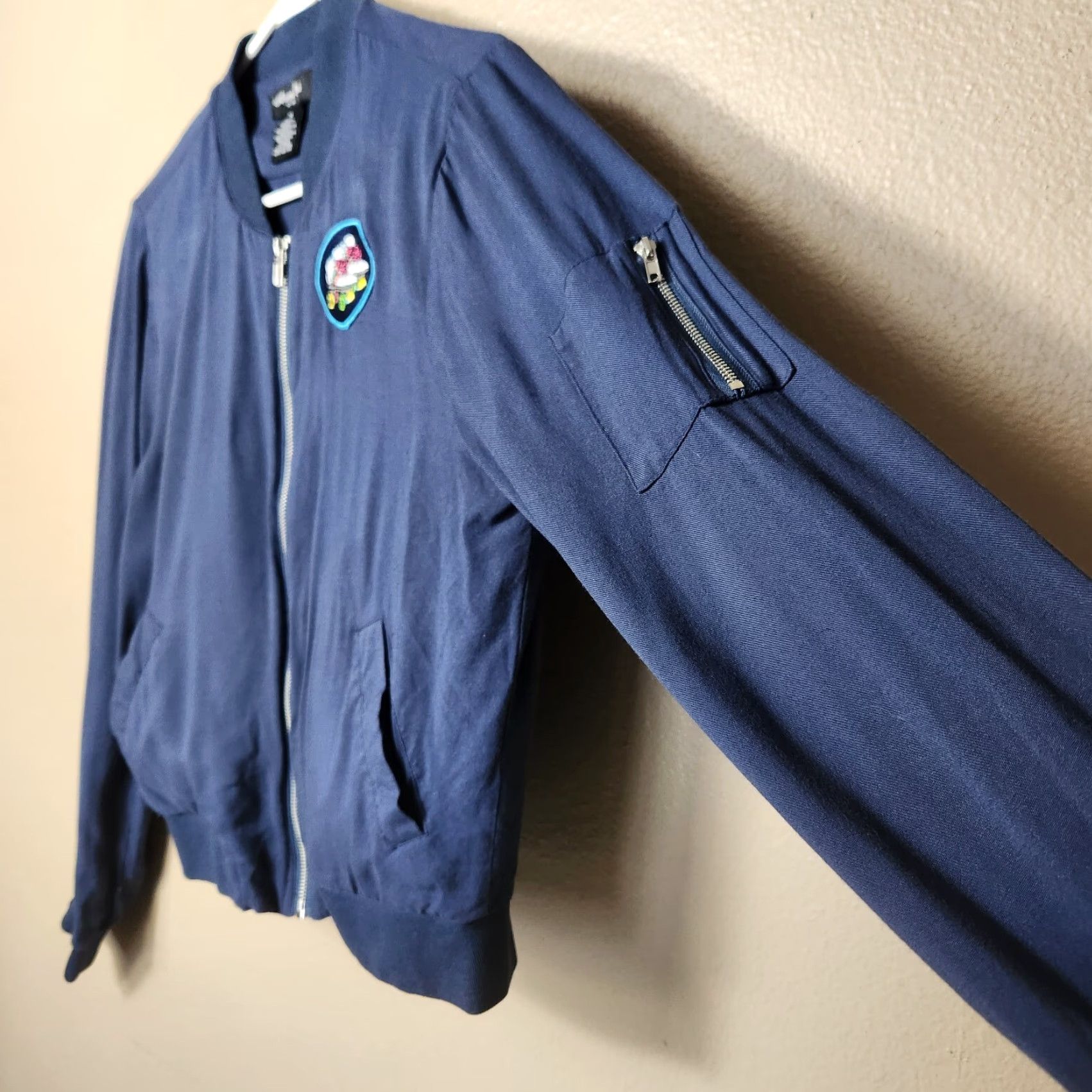 Vintage Francescas Bomber Jacket-Size M Navy Blue Short Sleeve Long Sleeve ZIP Embroidered Patch Roller Blade Ladies Jacket Size M / US 6-8 / IT 42-44 - 6 Thumbnail