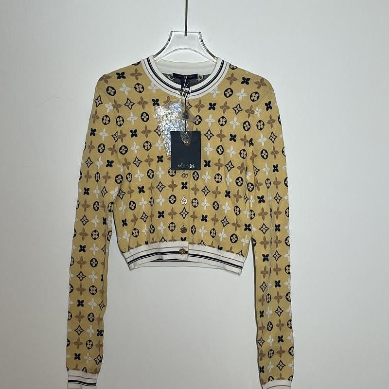 Louis Vuitton Louis Vuitton Monogram Cardigan Size XS Size XS / US 0-2 / IT 36-38 - 1 Thumbnail