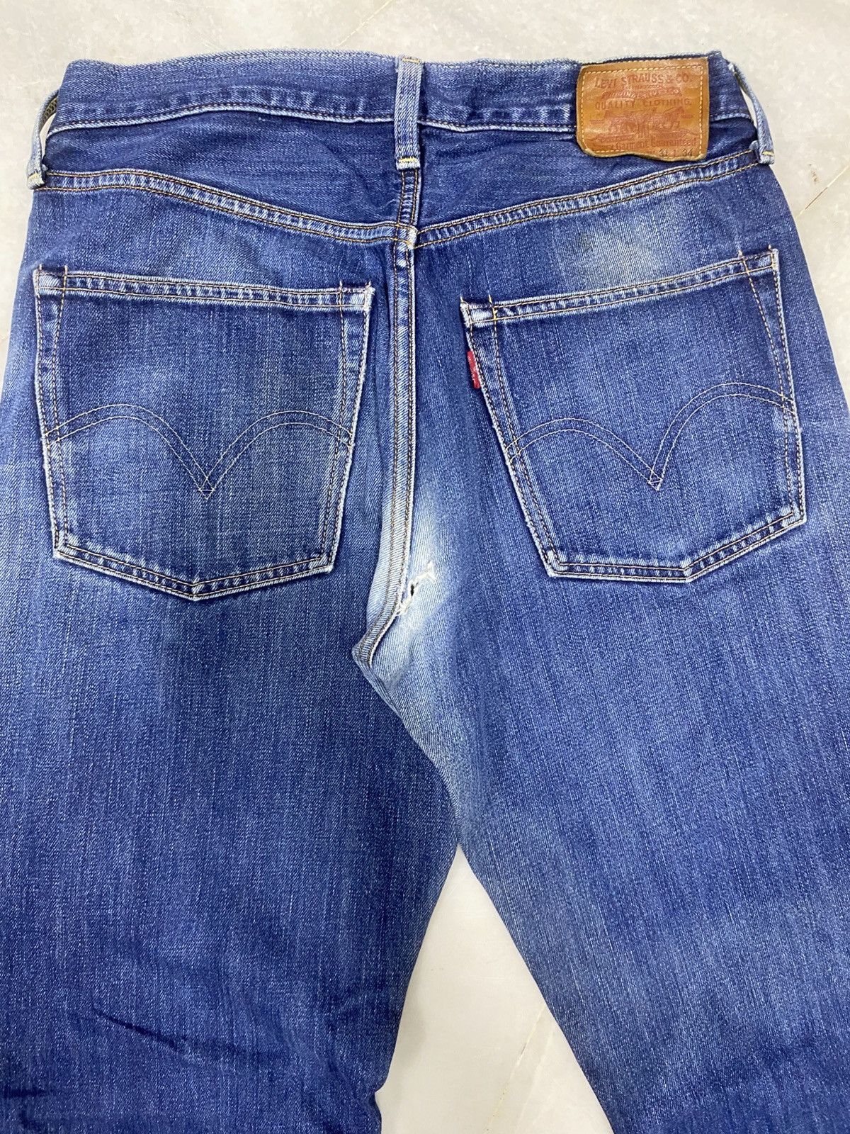 Levi's Size 29x31.5 Vintage Levis Distressed Jeans Faded Pants Size US 29 - 12 Thumbnail