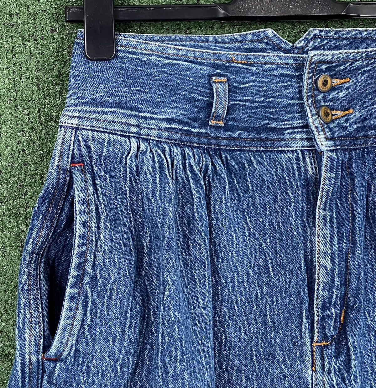 Lee 90’s Lee Pleated Cuffed Jean Shorts Jorts Size 27” Waist Size 27" / US 4 / IT 40 - 4 Thumbnail