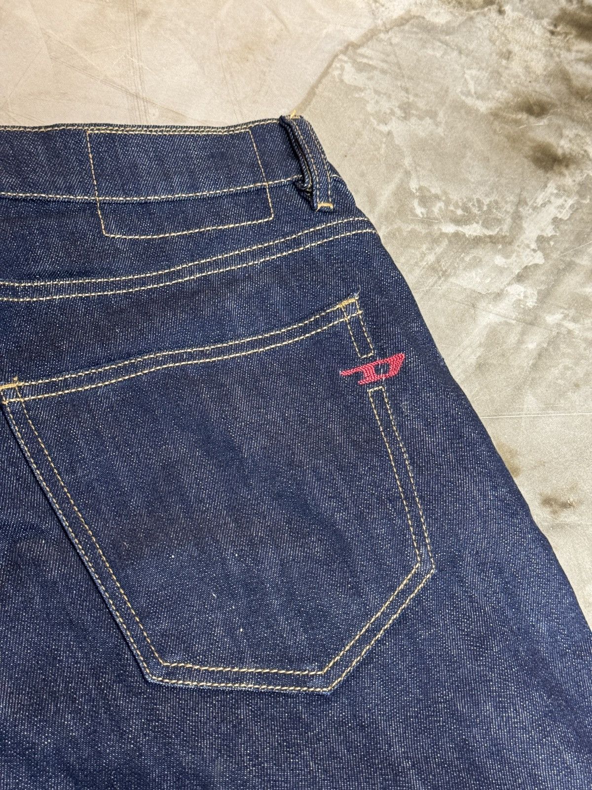 Designer × Diesel Diesel Dark Denim Jeans Size US 32 / EU 48 - 3 Thumbnail