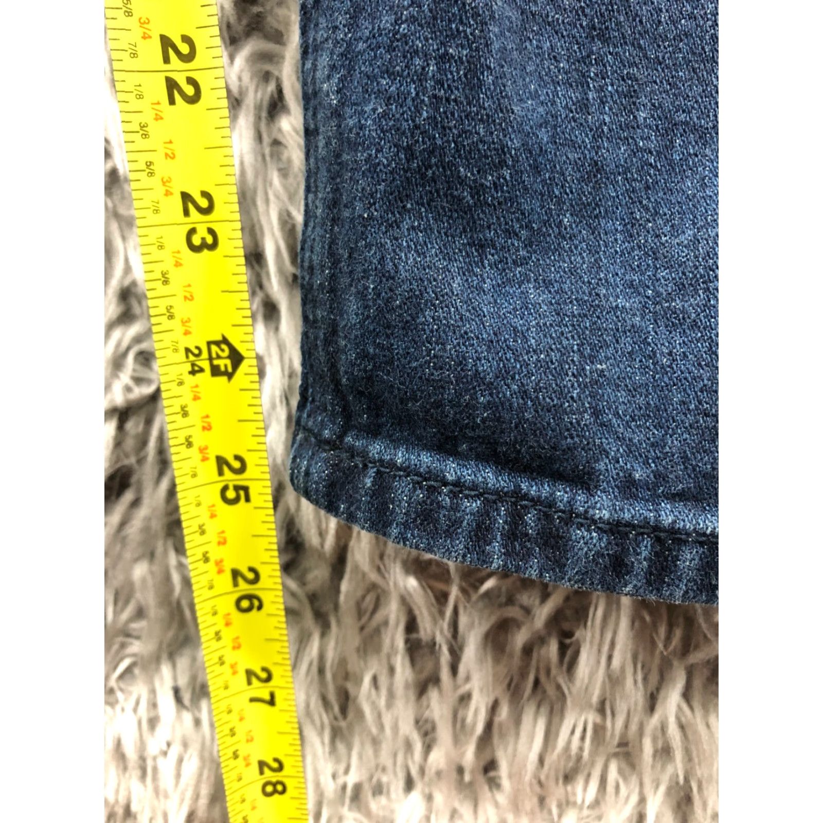 Mossimo Mossimo Skinny Boyfriend Jeans Size 6 Womens Mid Rise Dark Wash Blue Denim Jeans Size 28" / US 6 / IT 42 - 3 Thumbnail
