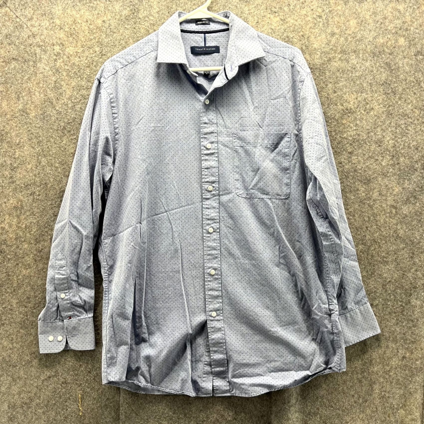 Tommy Hilfiger VINTAGE? No. Tommy Hilfiger Shirt Men Medium Adult Blue Casual Button-Down Polka Dot 42 in Chest Regular Size US M / EU 48-50 / 2 - 2 Thumbnail