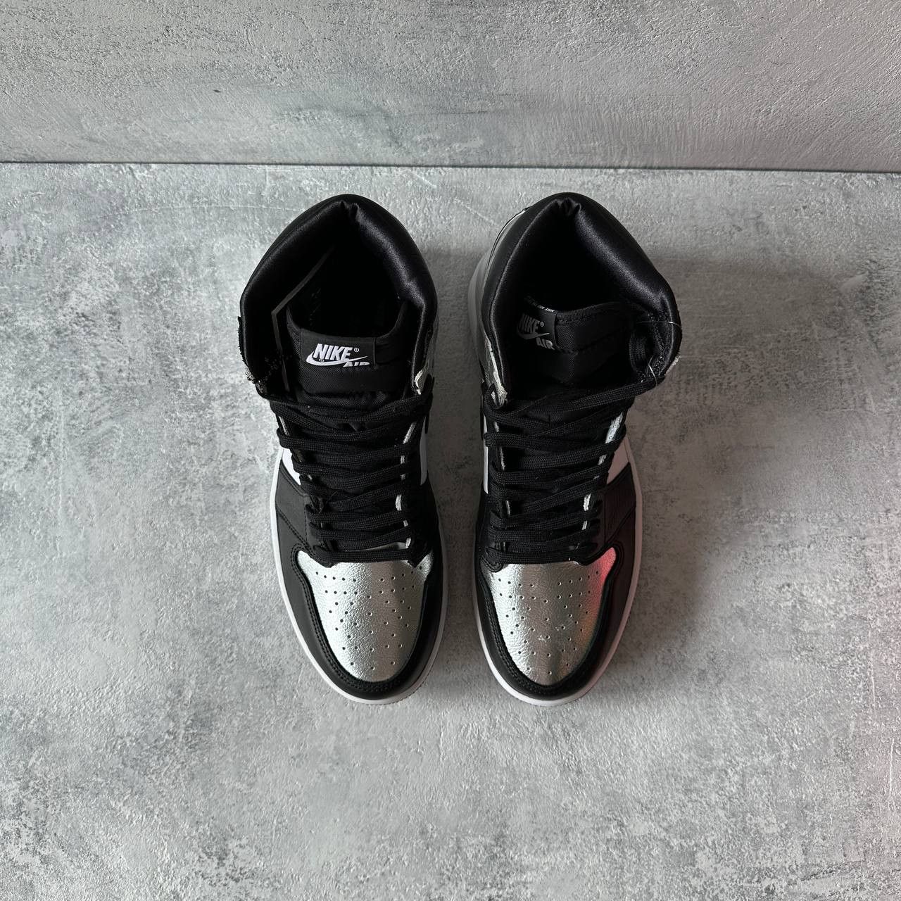 Jordan Brand Air Jordan 1 Retro High Silver Toe Size 42 CD0461-001 Size US 10 / IT 40 - 6 Thumbnail