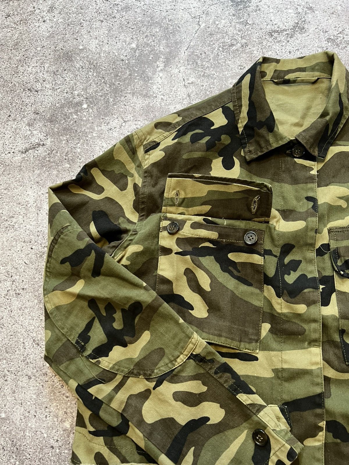 Hysteric Glamour VTG Hysteric Glamour Style Camo Cropped Jacket YK2 Size US S / EU 44-46 / 1 - 6 Thumbnail