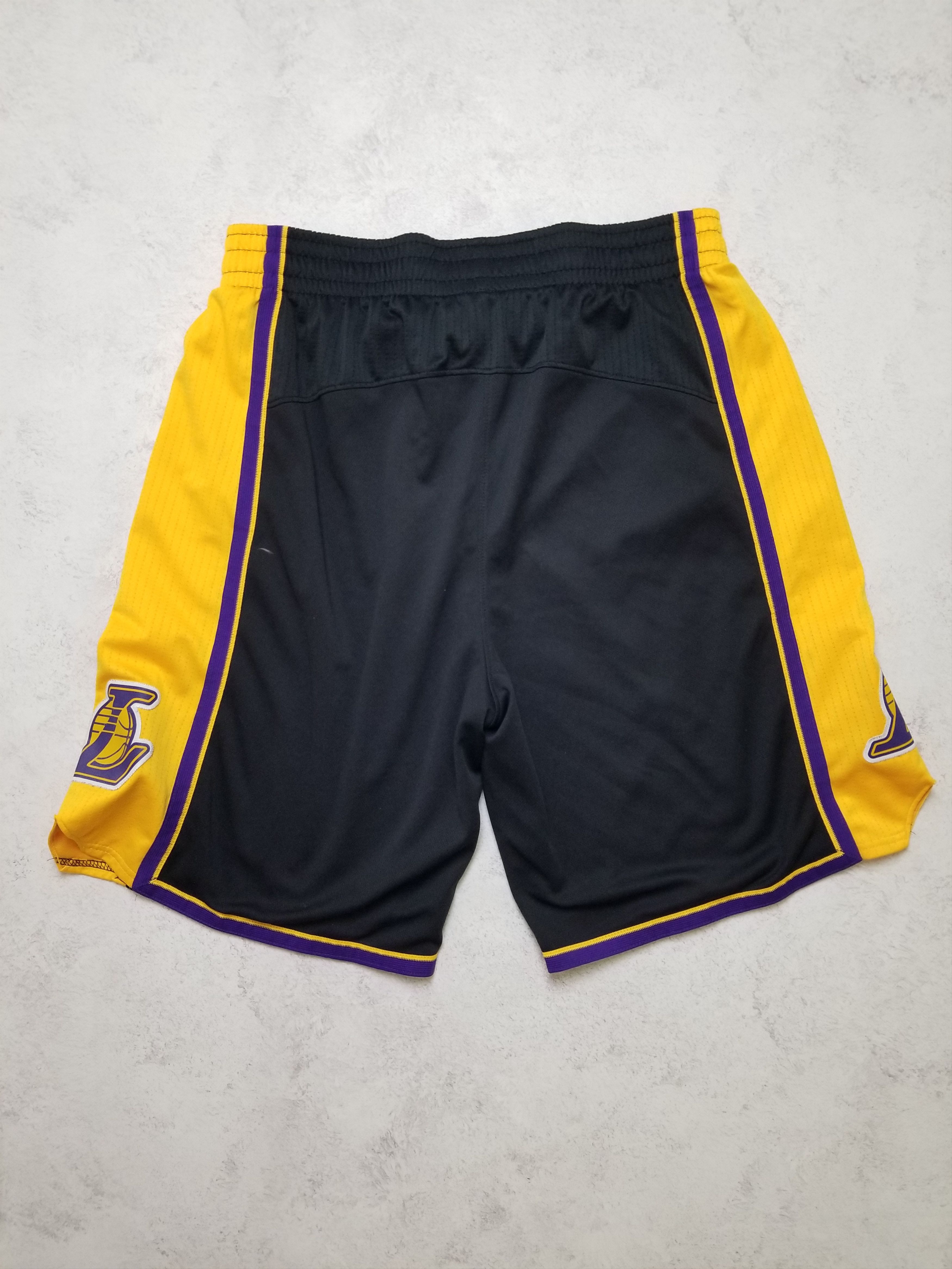 Adidas Hollywood Nights Los Angeles Lakers Black Shorts Size XL Size US 36 / EU 52 - 2 Thumbnail