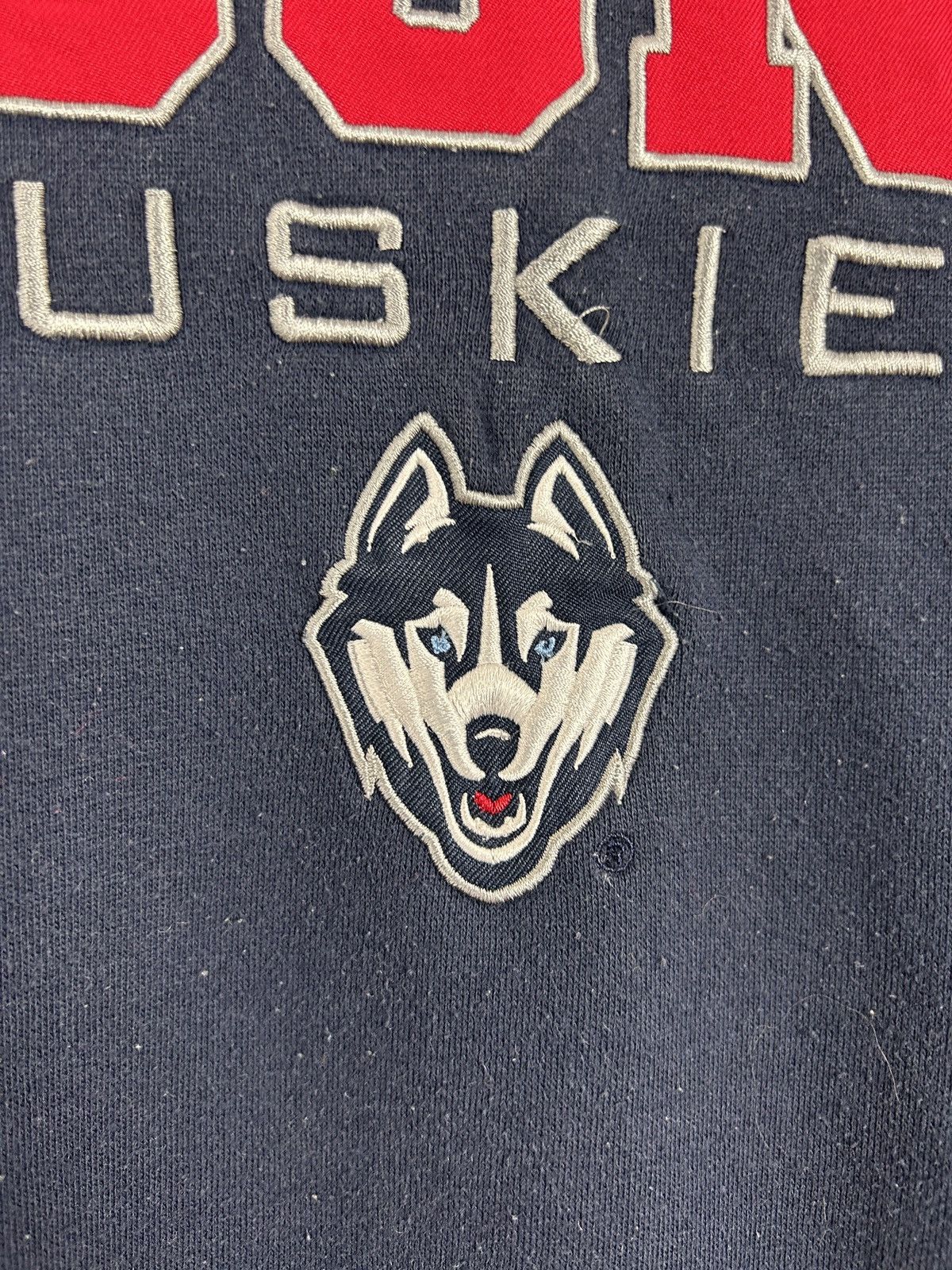 Vintage Vintage Connecticut Storrs Uconn Huskies Sweatshirt Crewneck Size US XL / EU 56 / 4 - 3 Thumbnail