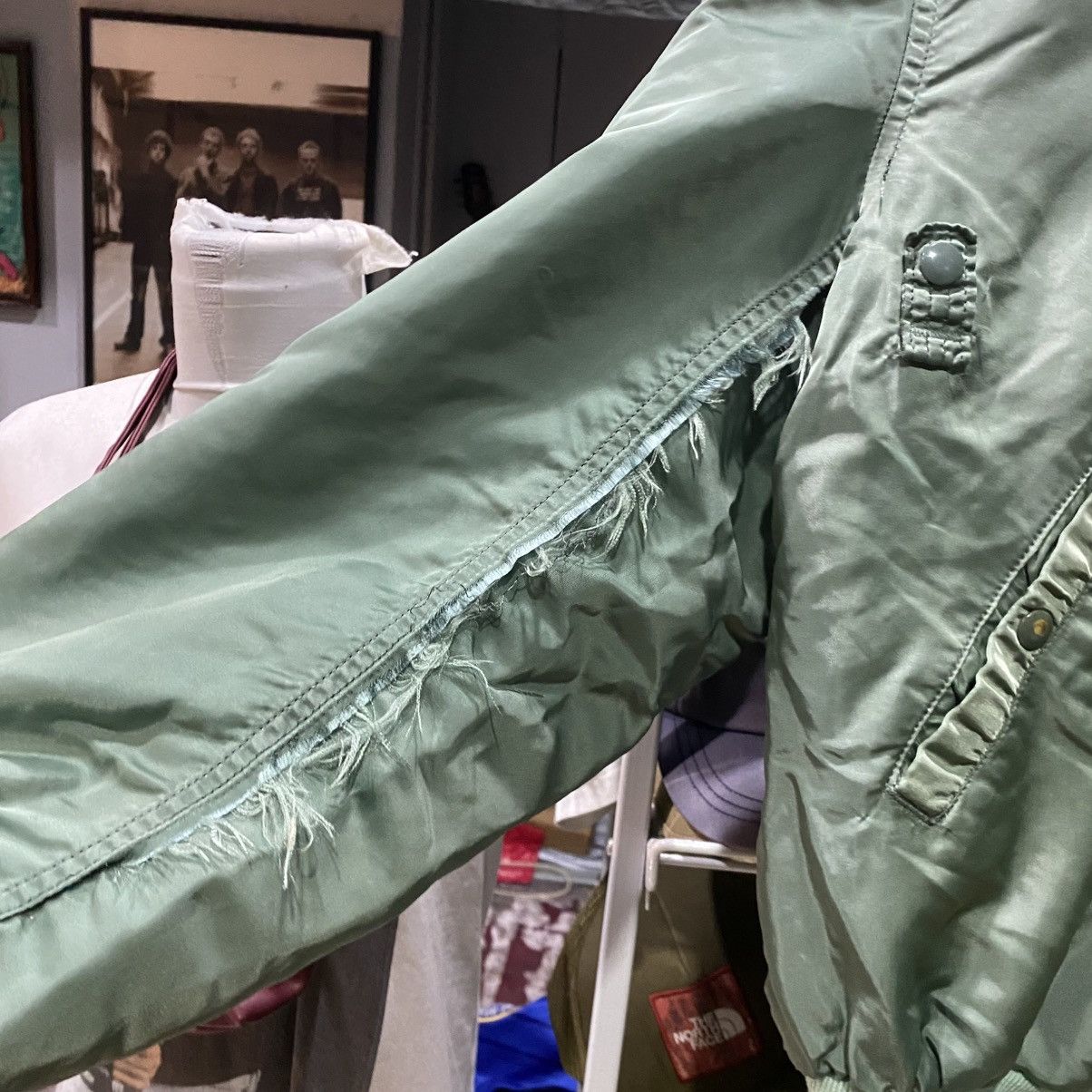 Alpha Industries × If Six Was Nine Vintage Alpha Industries B-15D Fur Hood Flight Bomber Jacket Size US XXL / EU 58 / 5 - 7 Thumbnail